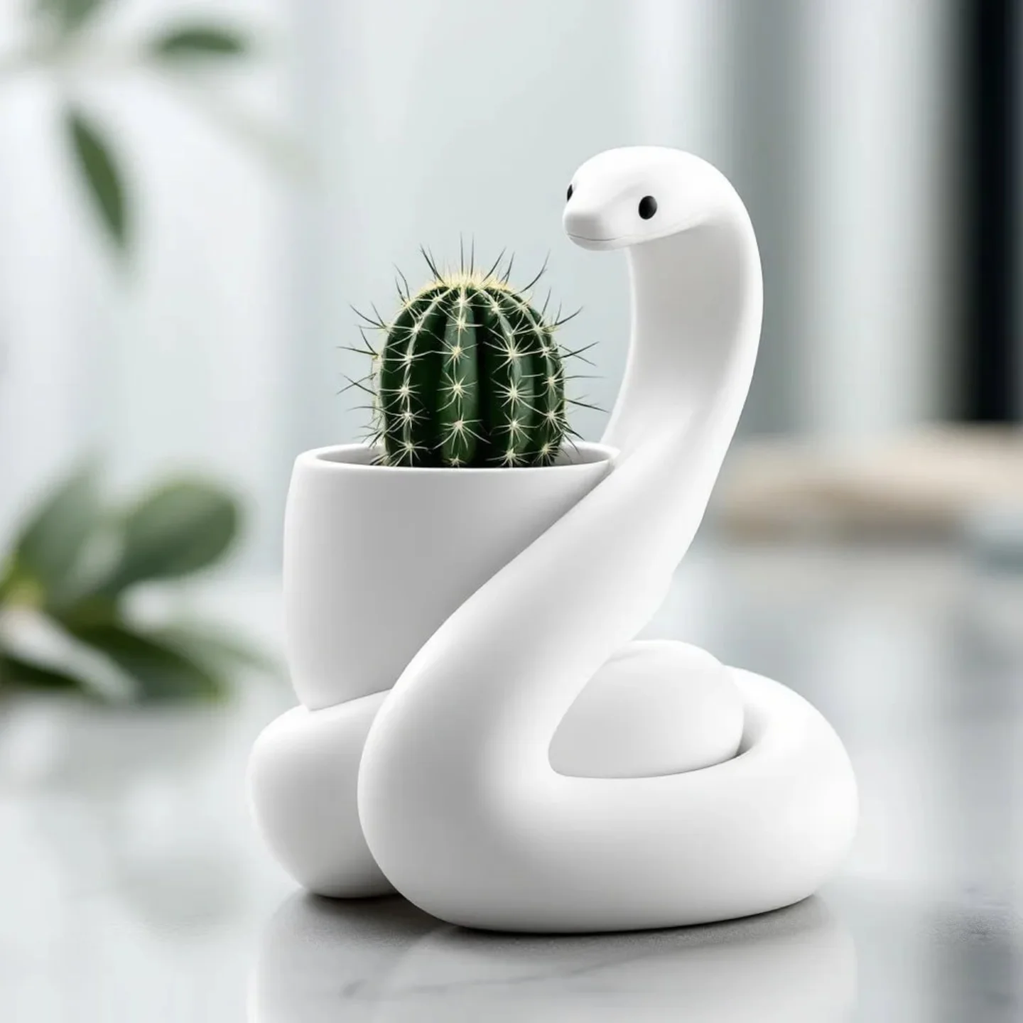 Maceta impresa en 3D con forma de serpiente